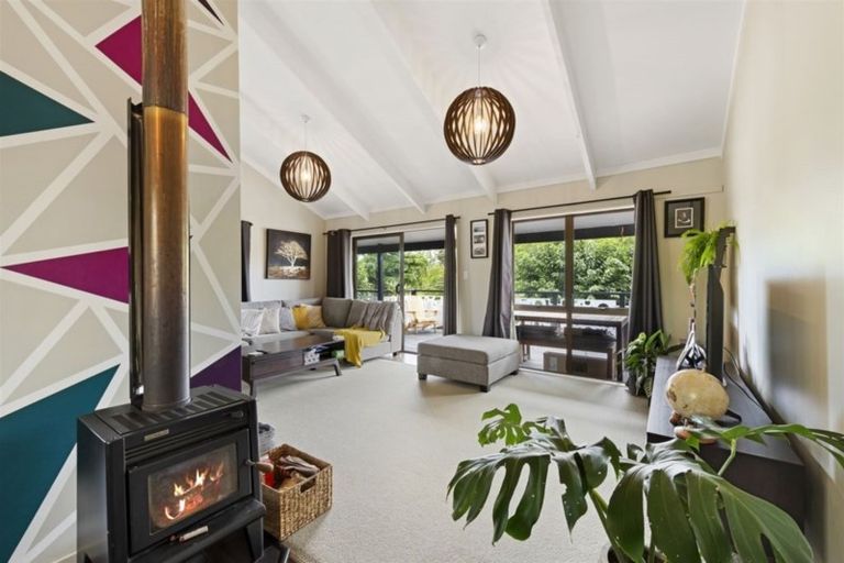 Photo of property in 46a Kaitemako Road, Welcome Bay, Tauranga, 3112