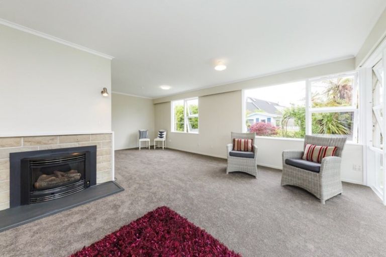 Photo of property in 52 Skerman Street, Marton, 4710