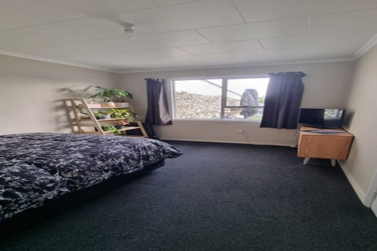 Photo of property in 21 Broadway, Stratford, 4332