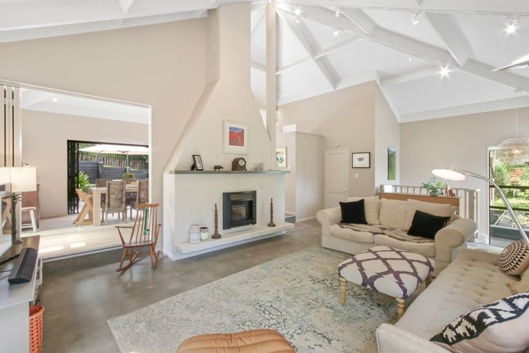 Photo of property in 13 Muritai Crescent, Havelock North, 4130