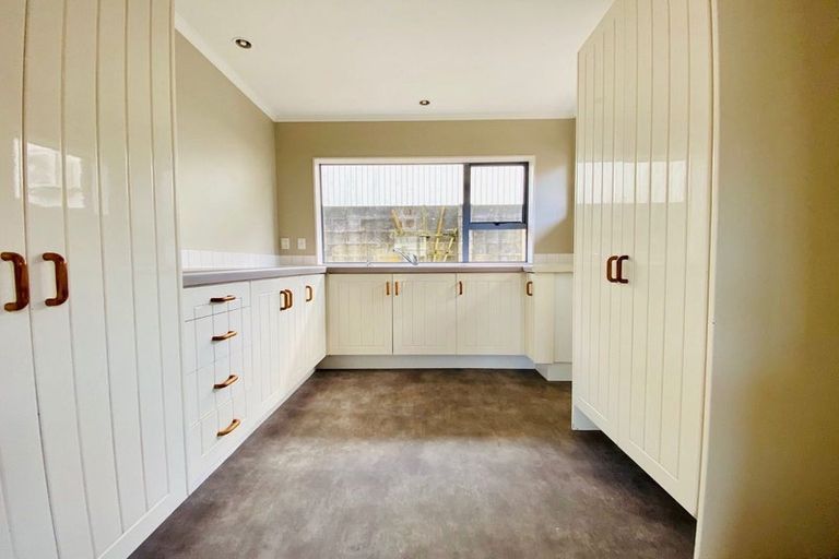 Photo of property in 2/49 Sackville Street, Fitzroy, New Plymouth, 4312