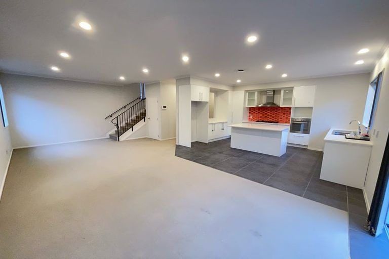 Photo of property in 11 Lucca Crescent, Flat Bush, Auckland, 2019