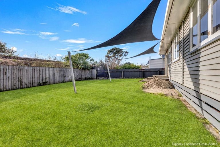 Photo of property in 11a Atiawa Street, Glen Avon, New Plymouth, 4312