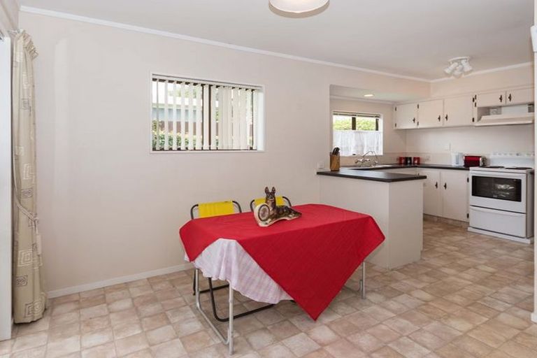 Photo of property in 1/64 Marne Road, Papakura, 2110