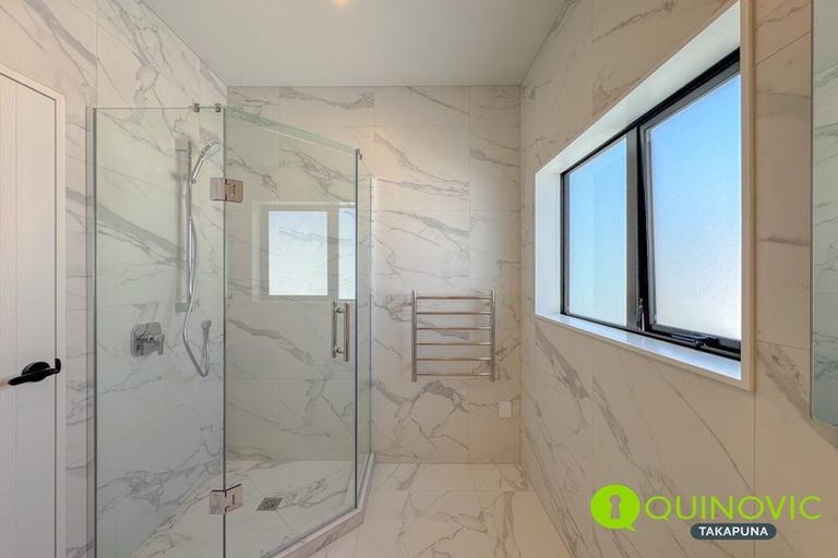 Photo of property in 7c Buisson Glade, West Harbour, 0618