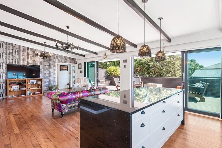 Photo of property in 235a Manly Street, Paraparaumu Beach, Paraparaumu, 5032