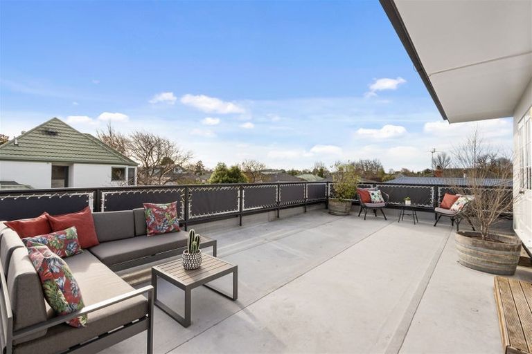 Photo of property in 223 Innes Road, St Albans, Christchurch, 8052