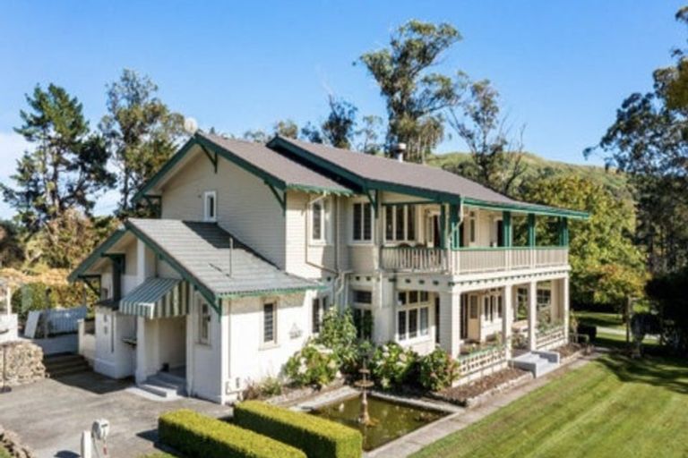 Photo of property in 1909 Tiniroto Road, Waerengaokuri, Manutuke, 4072