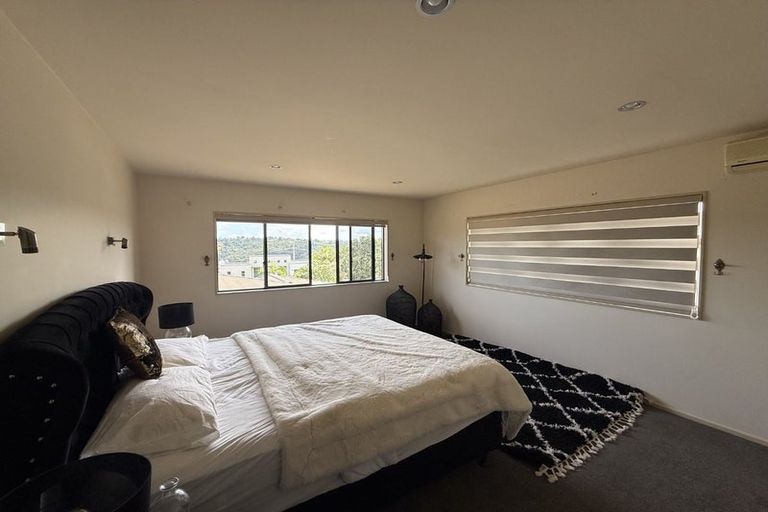 Photo of property in 71 Kittiwake Drive, Schnapper Rock, Auckland, 0632