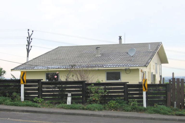 Photo of property in 69 Don Buck Road, Massey, Auckland, 0614