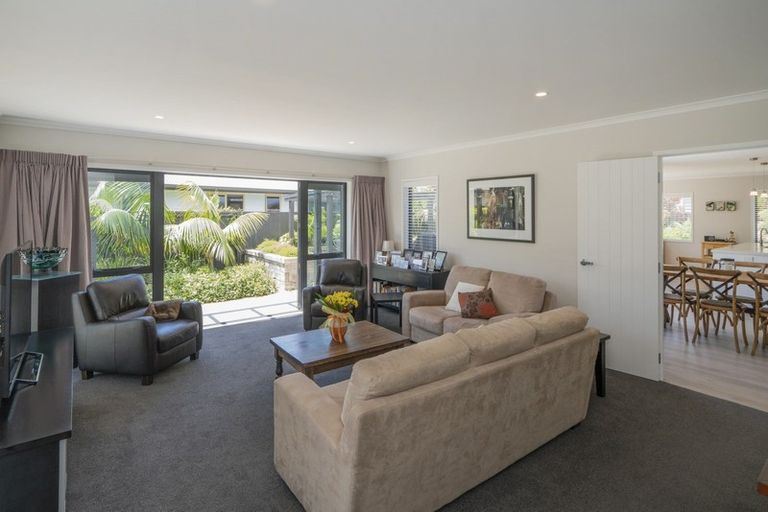 Photo of property in 22 Kupe Drive, Whitianga, 3510