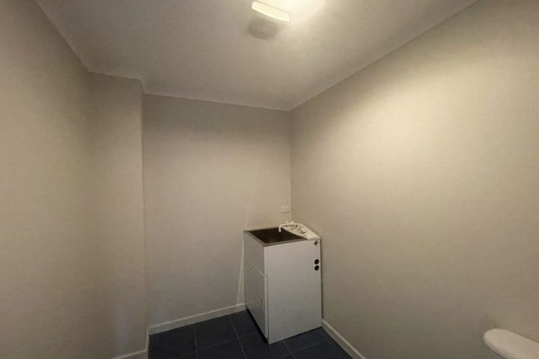 Photo of property in 459 Old Te Atatu Road, Te Atatu Peninsula, Auckland, 0610