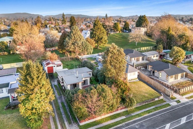 Photo of property in 35 Baird Road, Tokoroa, 3420