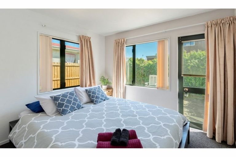 Photo of property in 12 Burdale Street, Riccarton, Christchurch, 8011
