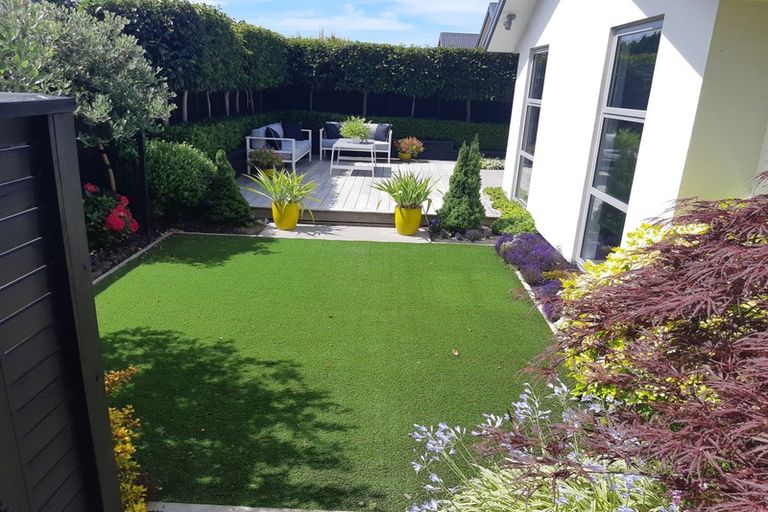 Photo of property in 6 Overton Place, Prebbleton, 7604