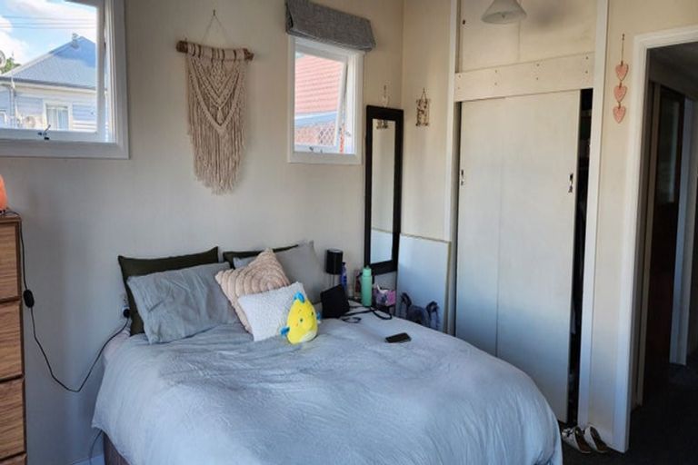 Photo of property in 58 Galloway Street, Hamilton East, Hamilton, 3216