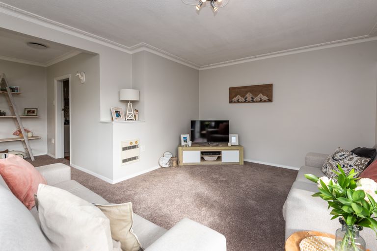 Photo of property in 220 Knowles Street, St Albans, Christchurch, 8052