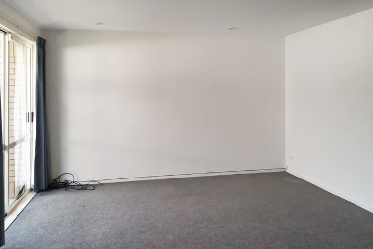 Photo of property in 17 Fairfield Avenue, Addington, Christchurch, 8024