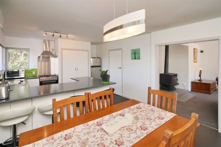 Photo of property in 52 Inwoods Road, Parklands, Christchurch, 8083