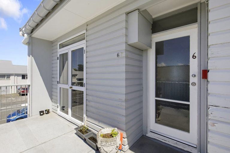 Photo of property in 1 Aurora Street, Petone, Lower Hutt, 5012