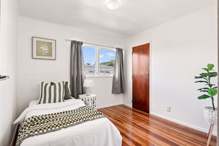 Photo of property in 2 Beryl Place, Pukehangi, Rotorua, 3015