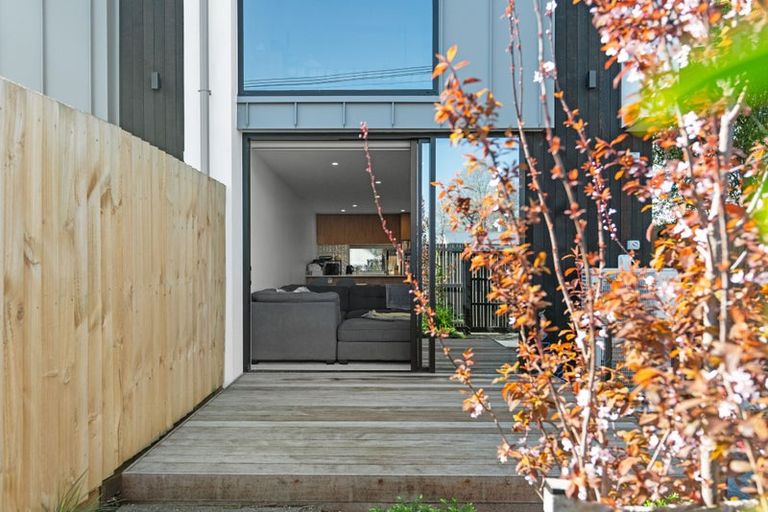 Photo of property in 9 Ward Street, Addington, Christchurch, 8024