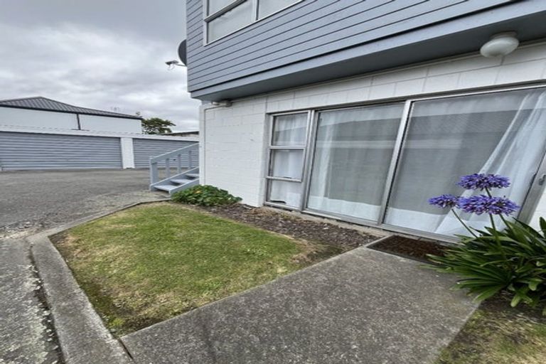 Photo of property in 2/61 Clare Road, St Albans, Christchurch, 8014