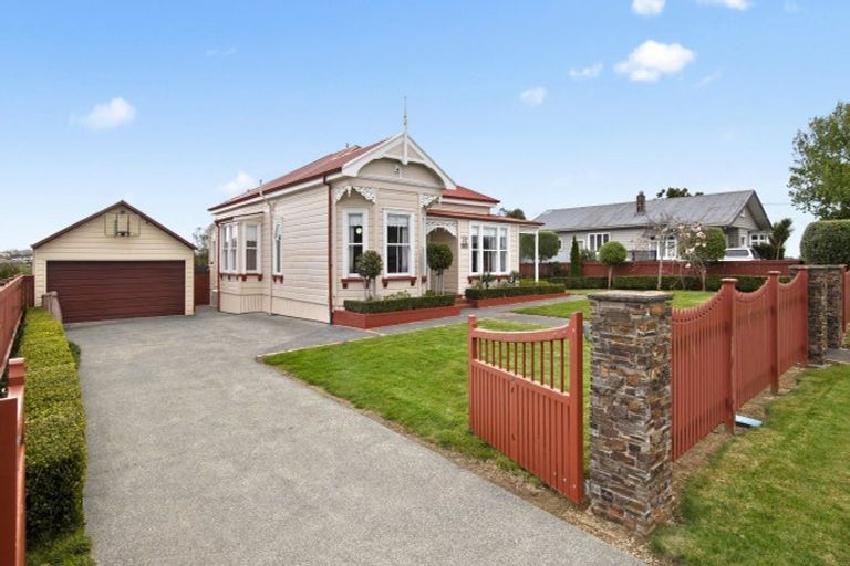 Photo of property in 46 Prospect Terrace, Pukekohe, 2120