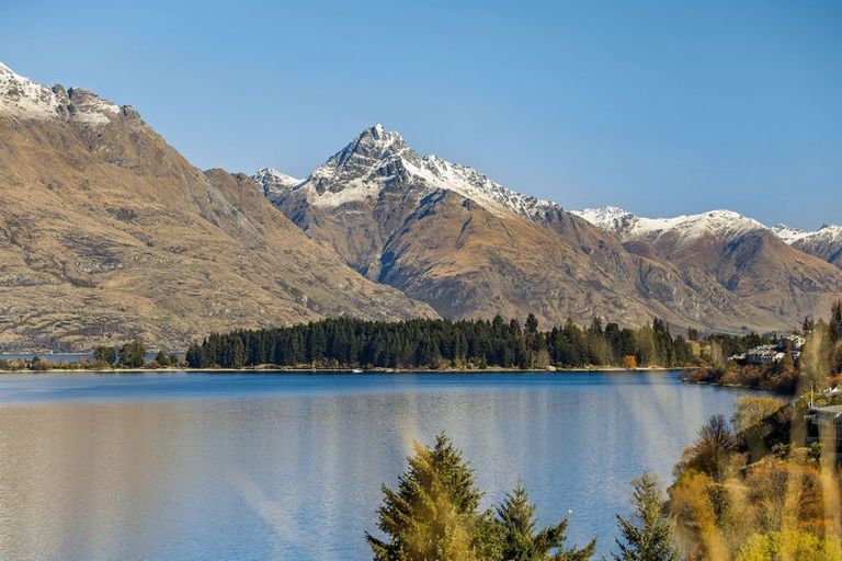 Photo of property in 651 Frankton Road, Queenstown, 9300
