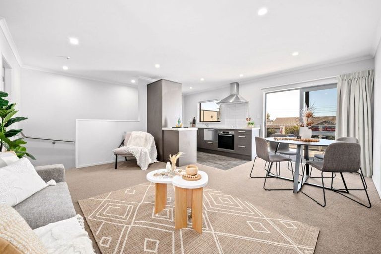 Photo of property in 2/8 Richmond Street, Whitiora, Hamilton, 3200