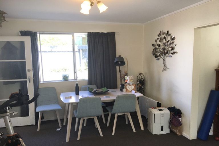 Photo of property in 28d Leighton Avenue, Waiwhetu, Lower Hutt, 5010