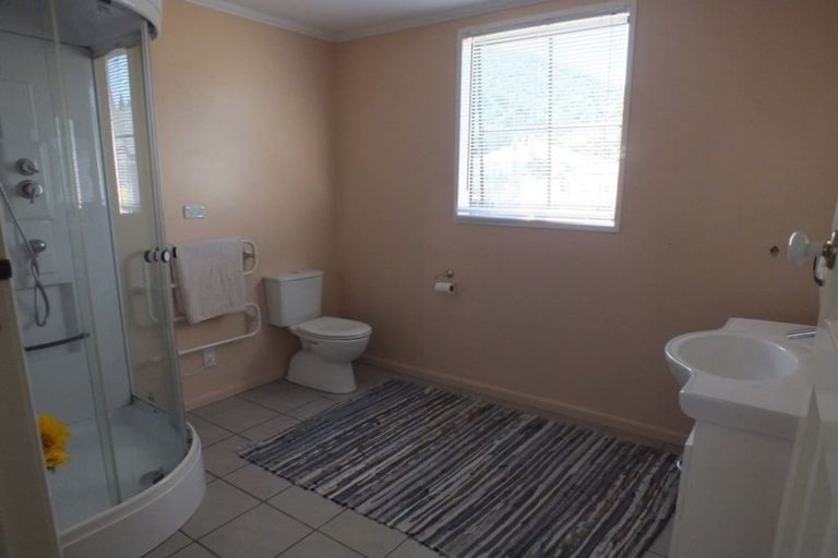 Photo of property in 83 Dick Street, Reefton, 7830