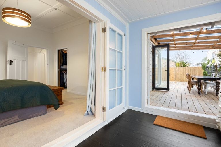 Photo of property in 893 Heaphy Terrace, Claudelands, Hamilton, 3214