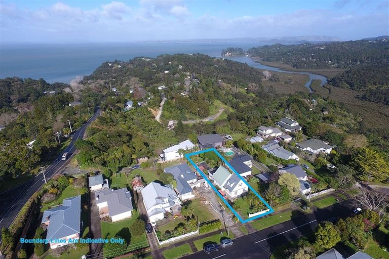 Photo of property in 10 Grendon Road, Titirangi, Auckland, 0604