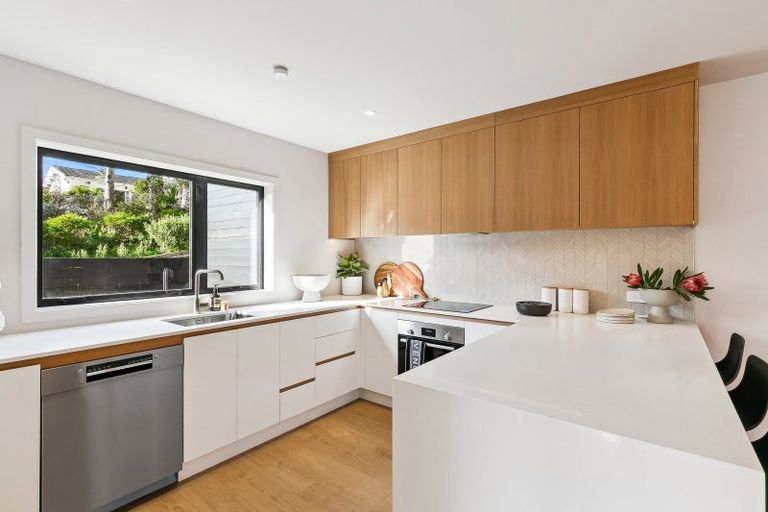 Photo of property in 365b Karori Road, Karori, Wellington, 6012