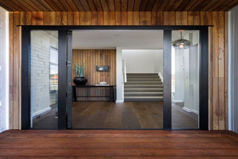 Photo of property in 113 Davis Street, Saint Leonards, Hastings, 4120
