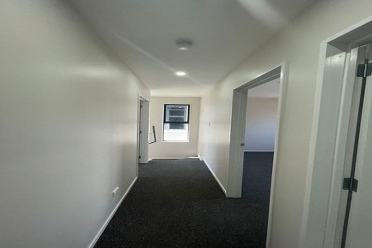 Photo of property in 105 Great South Road, Manurewa, Auckland, 2102