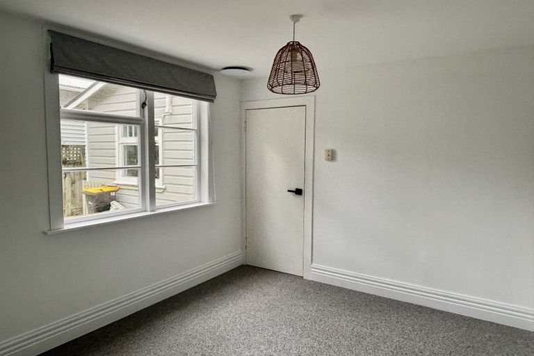 Photo of property in 42 Hohiria Road, Hataitai, Wellington, 6021