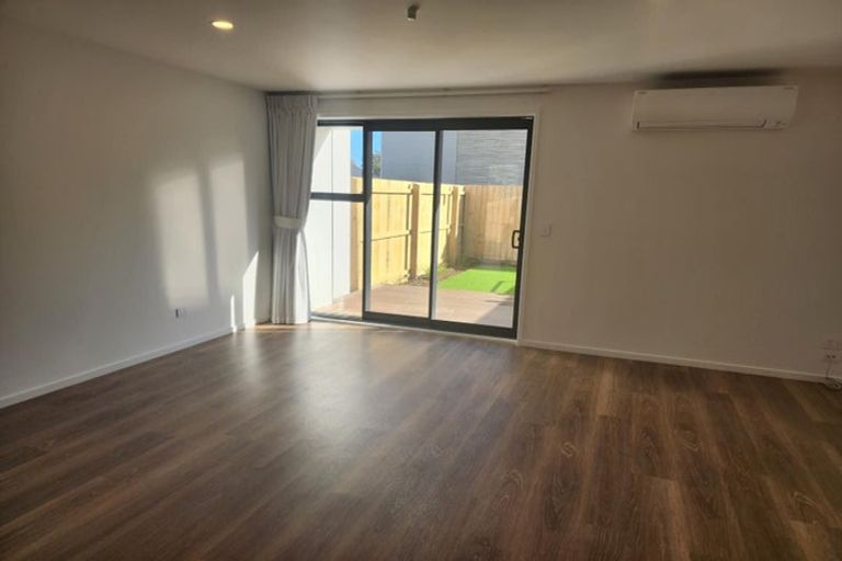 Photo of property in 2/114 Stanmore Road, Linwood, Christchurch, 8011