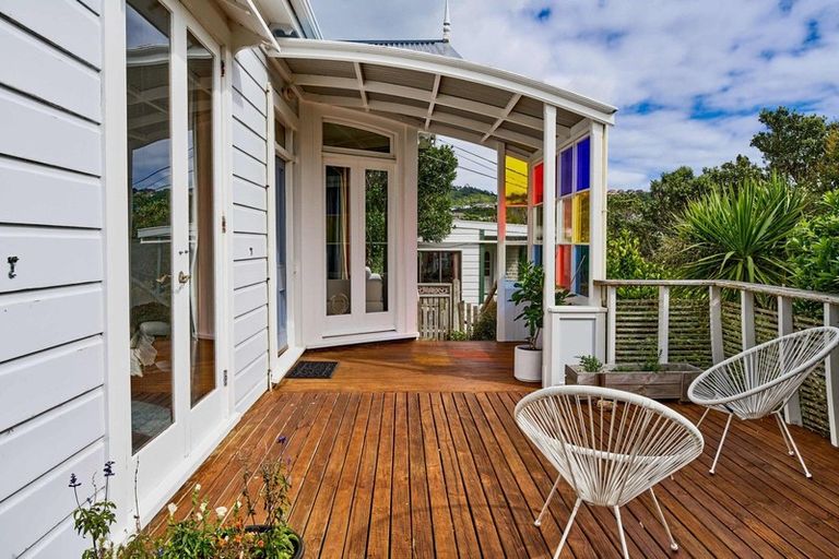 Photo of property in 33 Harland Street, Brooklyn, Wellington, 6021