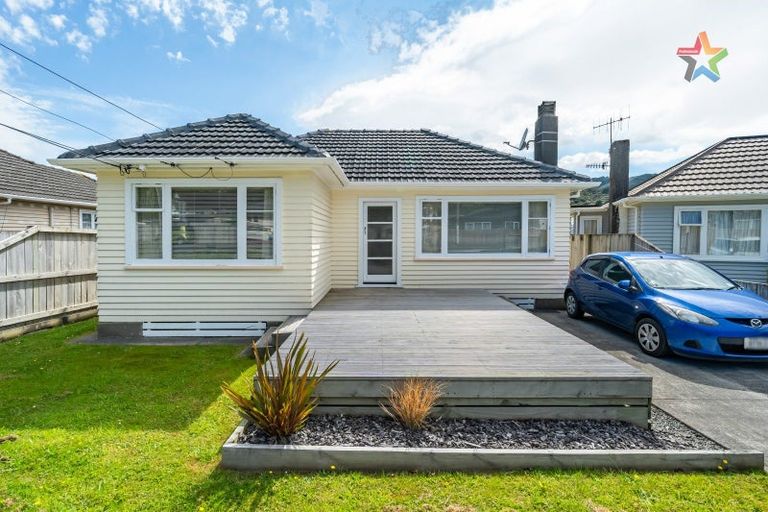 Photo of property in 35c Main Road, Wainuiomata, Lower Hutt, 5014