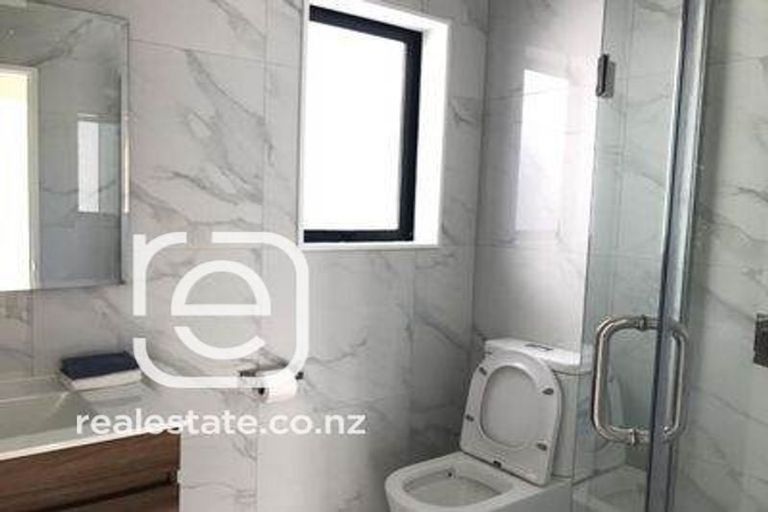Photo of property in 70 Joseph Street, Flat Bush, Auckland, 2019