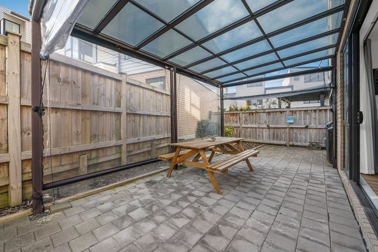 Photo of property in 10 Koropiko Lane, Flat Bush, Auckland, 2019