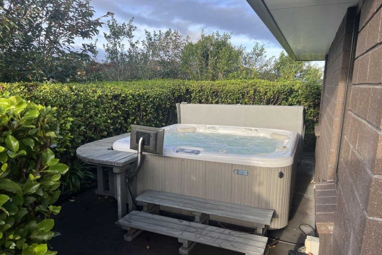 Photo of property in 9 Angus Way, Nikau Valley, Paraparaumu, 5032