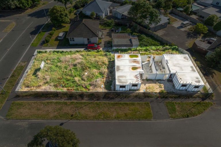 Photo of property in 114 Holland Road, Fairfield, Hamilton, 3214