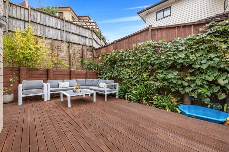 Photo of property in 10 Lucca Crescent, Flat Bush, Auckland, 2019