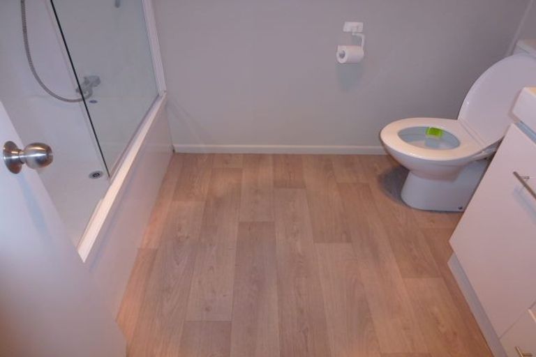Photo of property in 52 Doment Crescent, Orewa, 0931