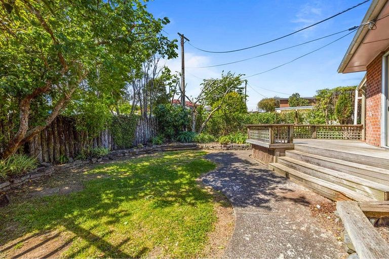 Photo of property in 20 Spencer Road, Pinehill, Auckland, 0632