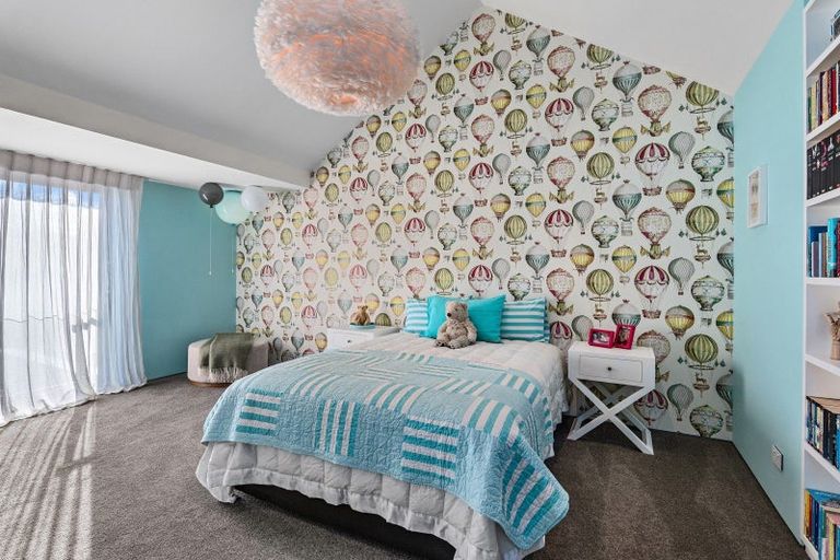Photo of property in 7 Helmores Lane, Merivale, Christchurch, 8014