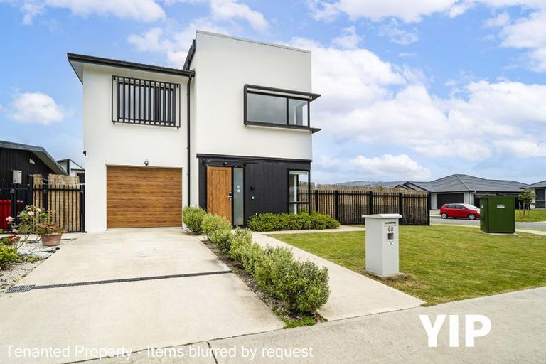 Photo of property in 68 Mawai Hakona Drive, Wallaceville, Upper Hutt, 5018